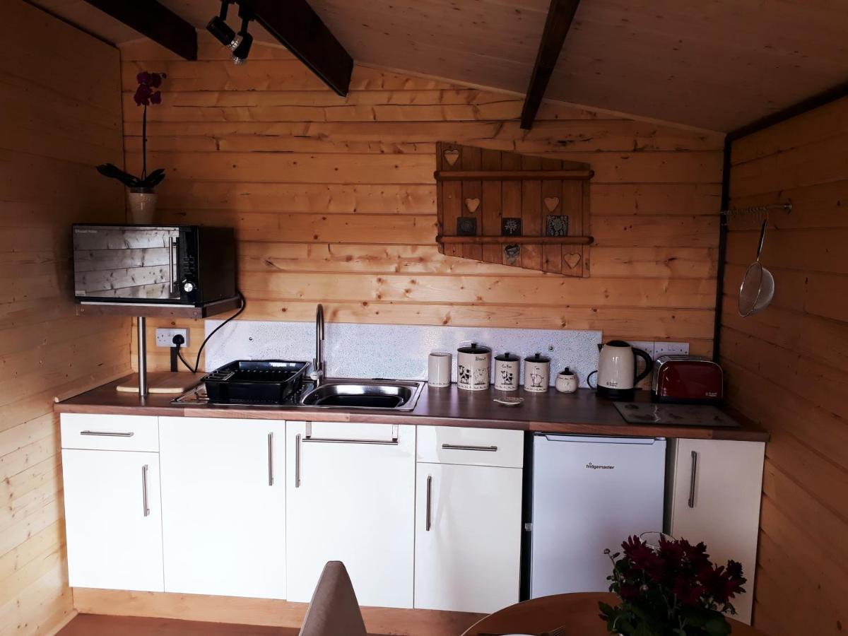 Country Bumpkin - Romantic Couples Stay In Oakhill Cabin Bagian luar foto