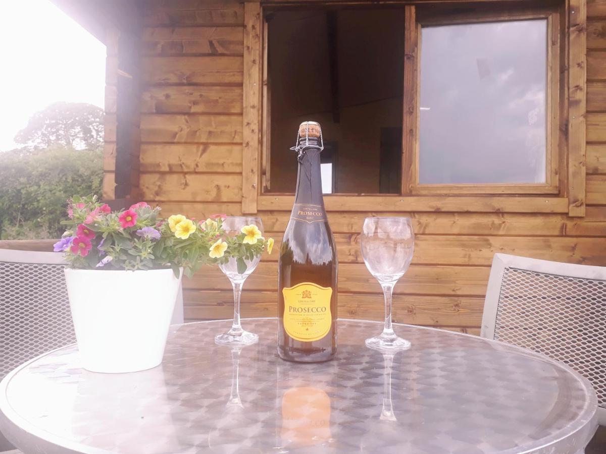 Country Bumpkin - Romantic Couples Stay In Oakhill Cabin Bagian luar foto