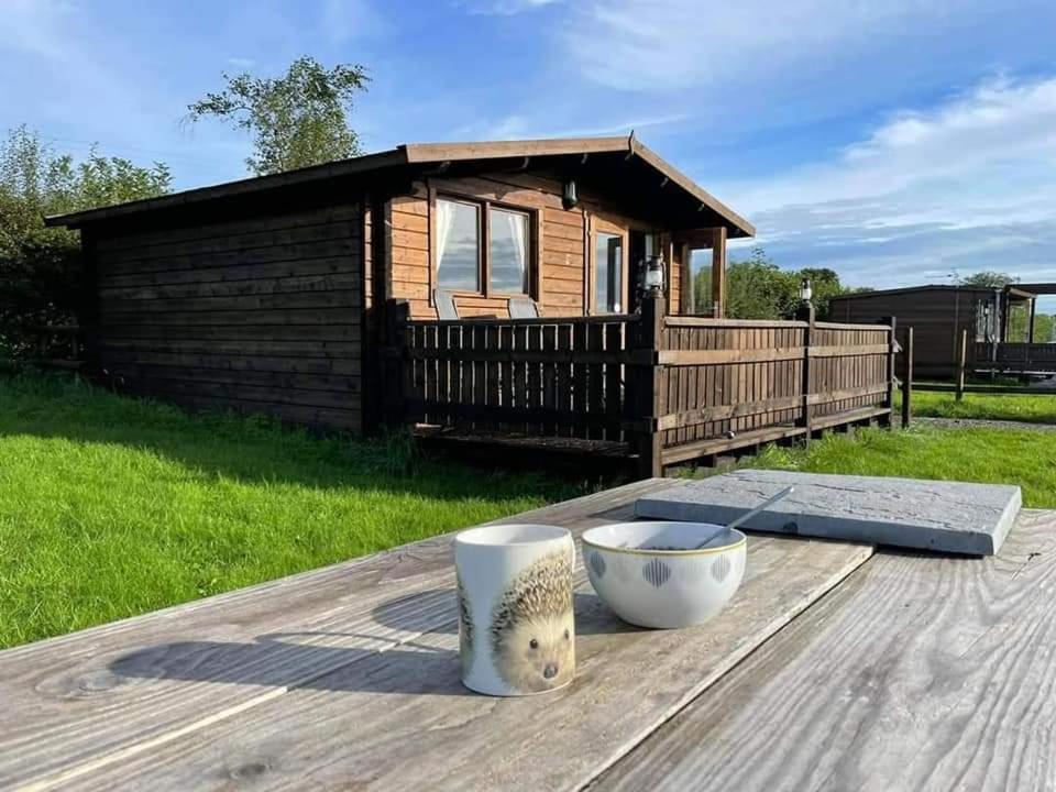 Country Bumpkin - Romantic Couples Stay In Oakhill Cabin Bagian luar foto