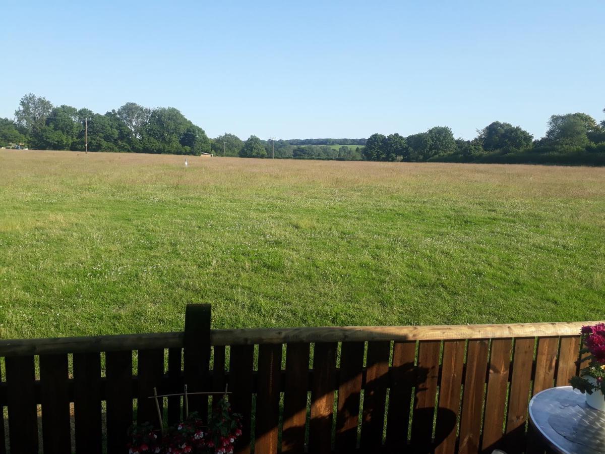 Country Bumpkin - Romantic Couples Stay In Oakhill Cabin Bagian luar foto