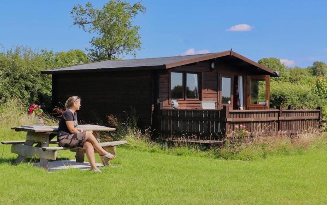 Country Bumpkin - Romantic Couples Stay In Oakhill Cabin Bagian luar foto